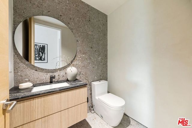 2478 Louella Avenue, Los Angeles, CA 90291