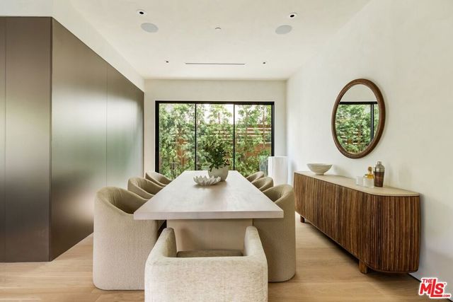 2478 Louella Avenue, Los Angeles, CA 90291
