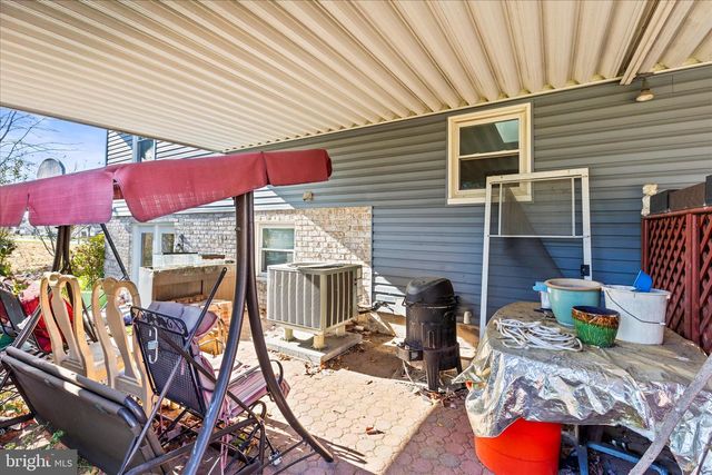 285 S JEFFERSON ST, Hanover, PA 17331