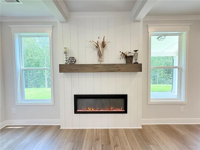 5527 Tullis Drive, Gainesville, GA 30507