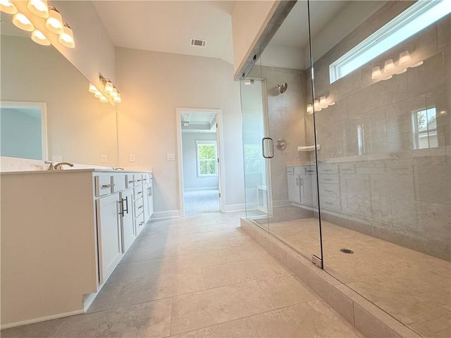 5527 Tullis Drive, Gainesville, GA 30507