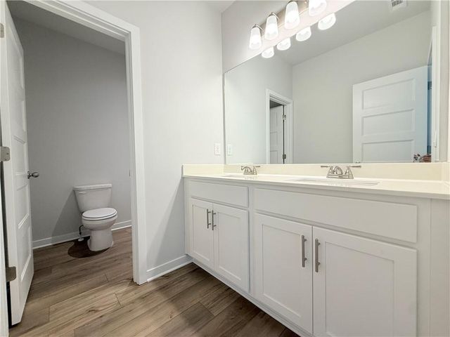 5527 Tullis Drive, Gainesville, GA 30507