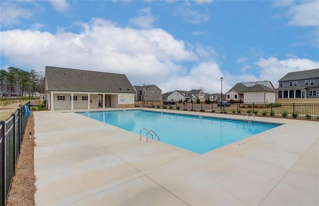 5527 Tullis Drive, Gainesville, GA 30507