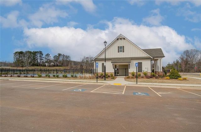 5527 Tullis Drive, Gainesville, GA 30507