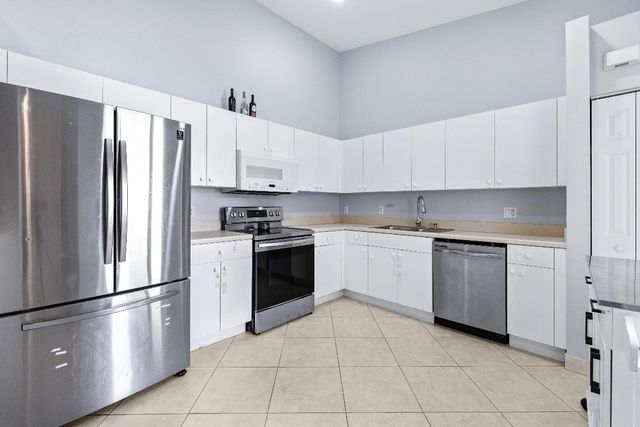 2131 Man Of War, West Palm Beach, FL 33411