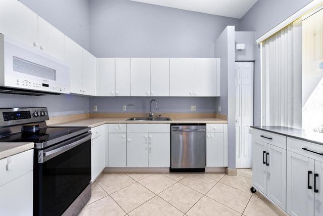 2131 Man Of War, West Palm Beach, FL 33411