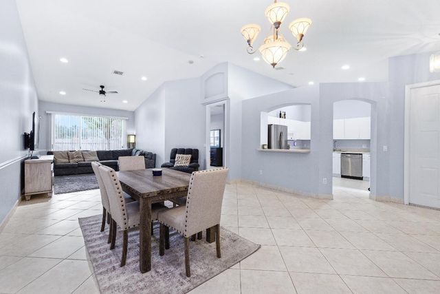 2131 Man Of War, West Palm Beach, FL 33411