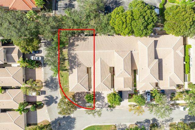 2131 Man Of War, West Palm Beach, FL 33411