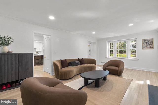 5508 N CHARLES ST, Baltimore, MD 21210
