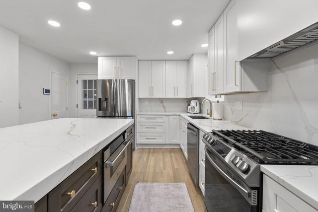 5508 N CHARLES ST, Baltimore, MD 21210