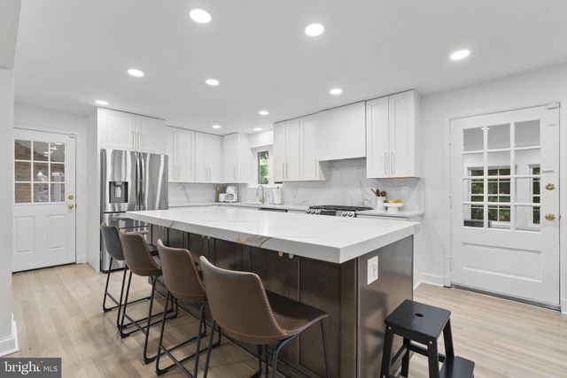 5508 N CHARLES ST, Baltimore, MD 21210