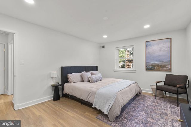 5508 N CHARLES ST, Baltimore, MD 21210