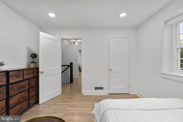 5508 N CHARLES ST, Baltimore, MD 21210