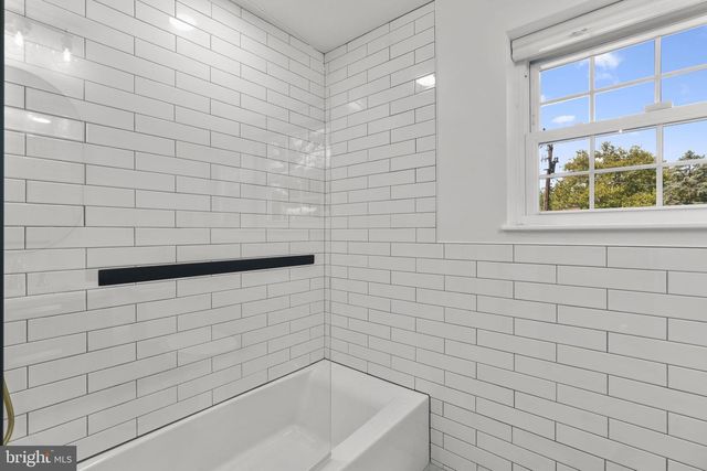 5508 N CHARLES ST, Baltimore, MD 21210