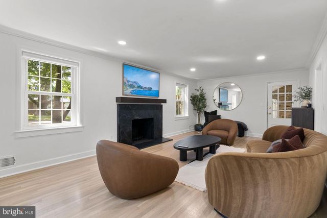 5508 N CHARLES ST, Baltimore, MD 21210