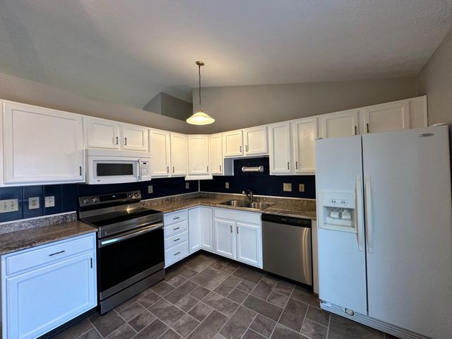 164 Glengary Drive, Delaware, OH 43015