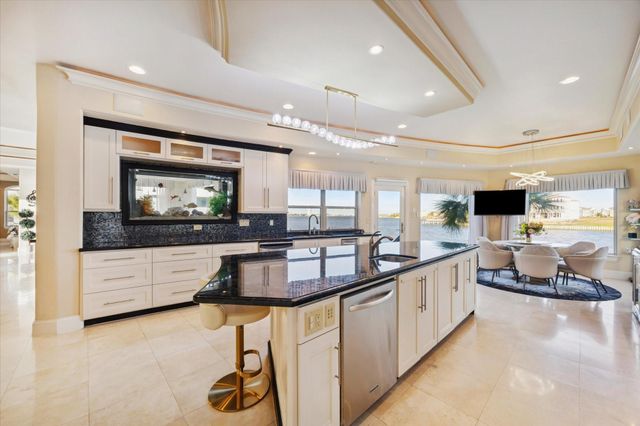 752 Pegasus Lane, League City, TX 77573