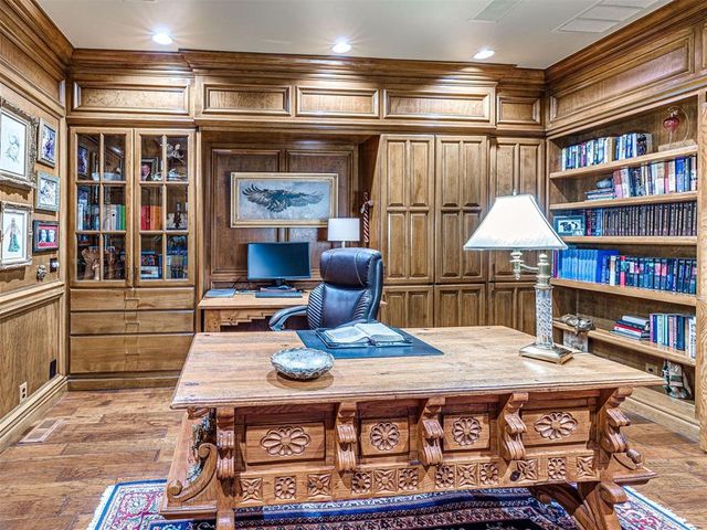 650 E Oak Place, Edmond, OK 73025