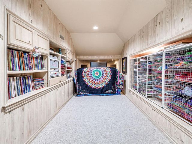 650 E Oak Place, Edmond, OK 73025