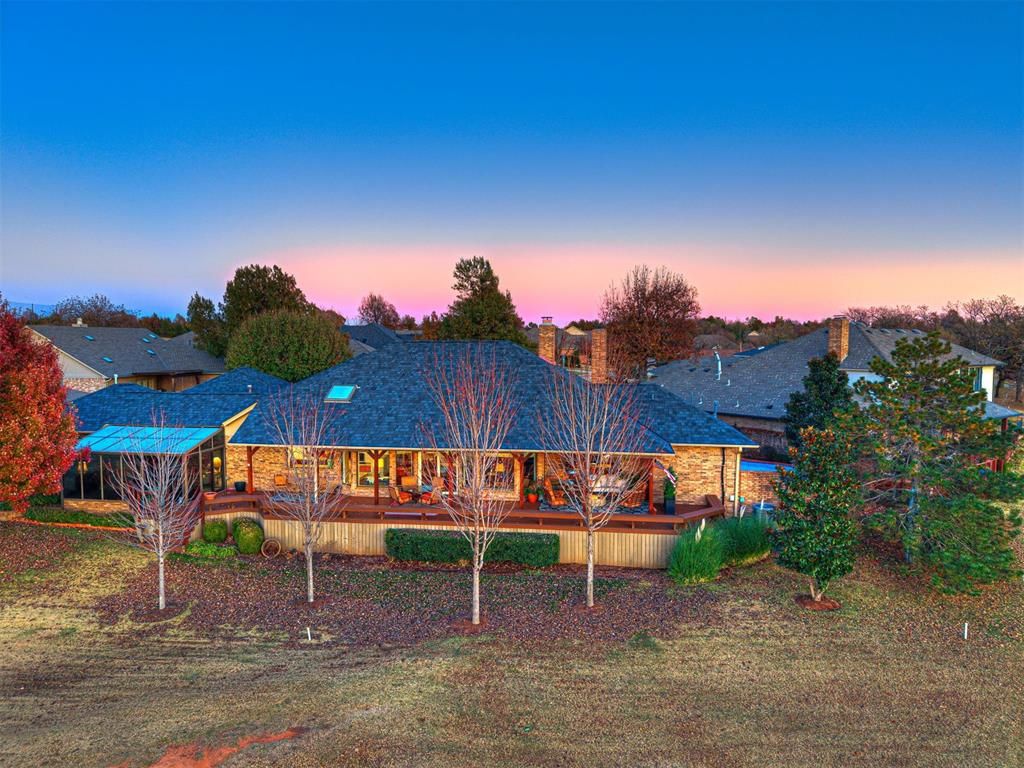 650 E Oak Place, Edmond, OK 73025