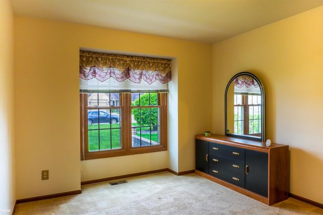 15453 Heather Ridge Trail, Clinton Township, MI 48038