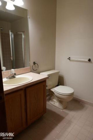 15453 Heather Ridge Trail, Clinton Township, MI 48038