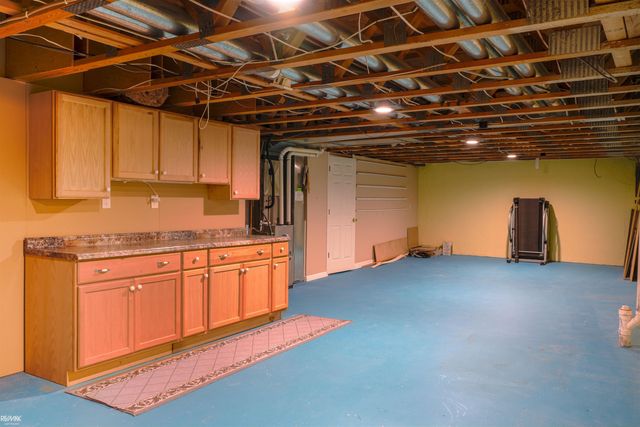 15453 Heather Ridge Trail, Clinton Township, MI 48038