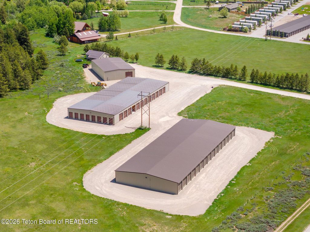 1300 U.S. 26, Alpine, WY 83128 photo 4