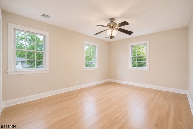 21 Glannon Rd, Livingston Twp., NJ 07039