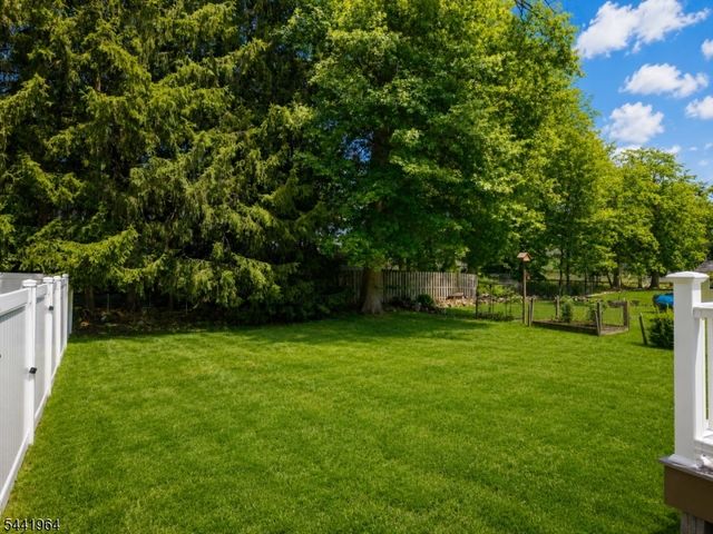 21 Glannon Rd, Livingston Twp., NJ 07039