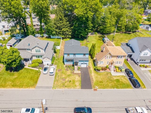 21 Glannon Rd, Livingston Twp., NJ 07039