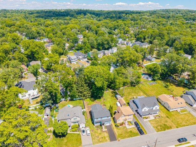 21 Glannon Rd, Livingston Twp., NJ 07039