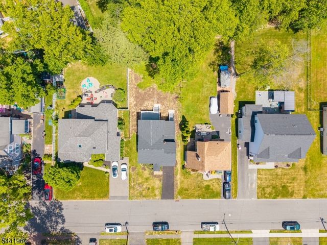 21 Glannon Rd, Livingston Twp., NJ 07039