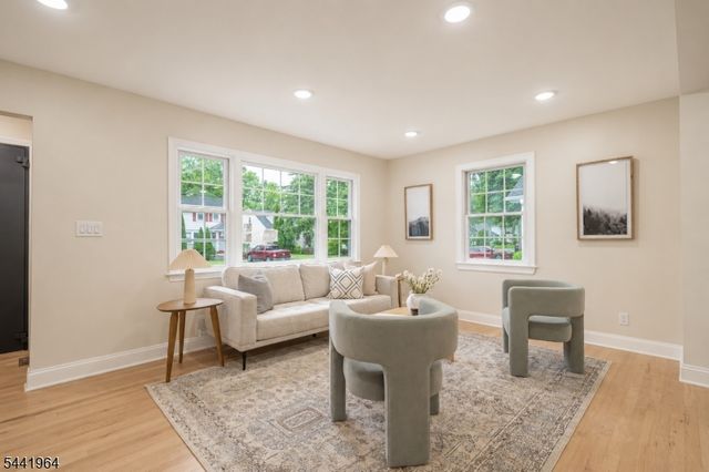 21 Glannon Rd, Livingston Twp., NJ 07039