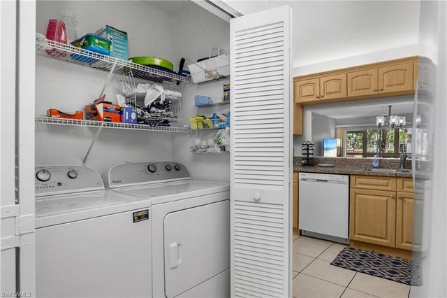 1330 Yesica Ann CIR I106, Naples, FL 34110