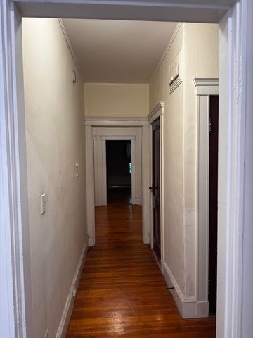 235 Rawson 4, Brookline, MA 02445