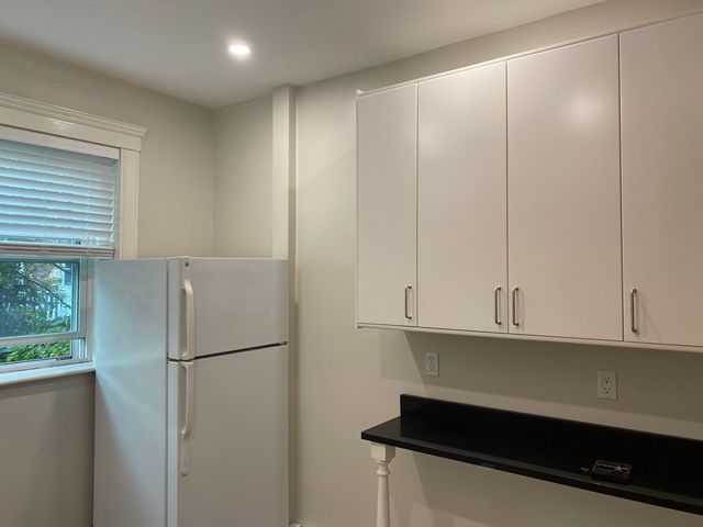 235 Rawson 4, Brookline, MA 02445