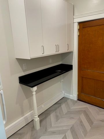 235 Rawson 4, Brookline, MA 02445