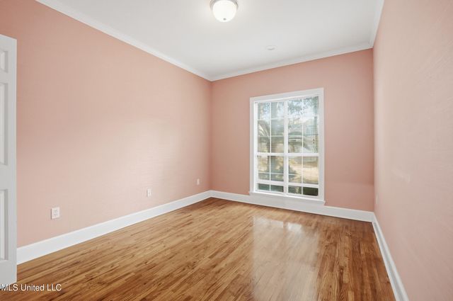 2610 Rue Palafox, Biloxi, MS 39531