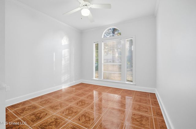 2610 Rue Palafox, Biloxi, MS 39531