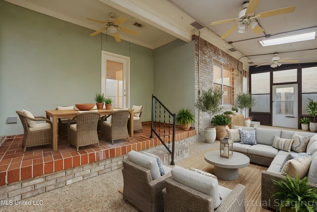 2610 Rue Palafox, Biloxi, MS 39531