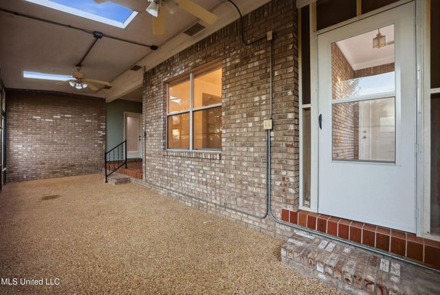 2610 Rue Palafox, Biloxi, MS 39531