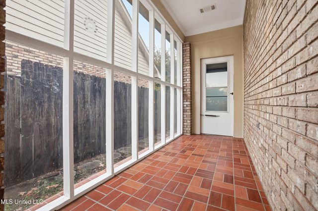 2610 Rue Palafox, Biloxi, MS 39531