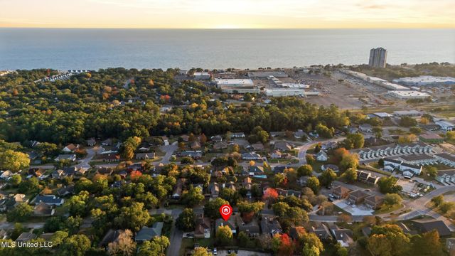 2610 Rue Palafox, Biloxi, MS 39531