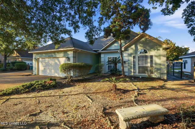 2610 Rue Palafox, Biloxi, MS 39531