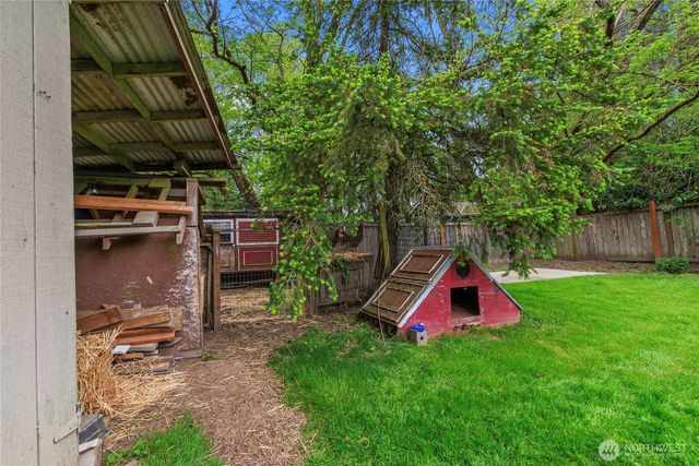 3404 26th Avenue NE, Olympia, WA 98506