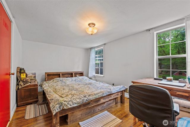 3404 26th Avenue NE, Olympia, WA 98506