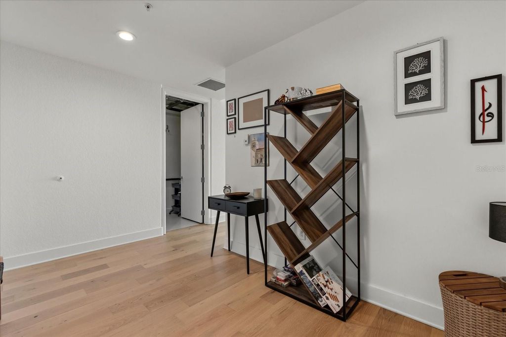 Image 6 of property listing at 150 E ROBINSON STREET 2506, Orlando, FL 32801