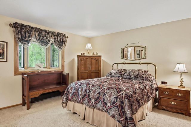 28511 Ray DRIVE, Waterford, WI 53185