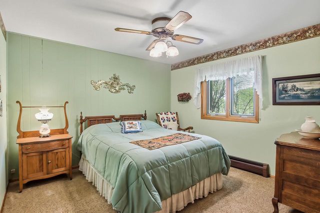 28511 Ray DRIVE, Waterford, WI 53185